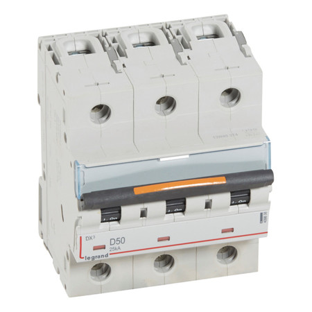 Автоматический выключатель Legrand DX³ 3P 50А (D) 25кА, 409838