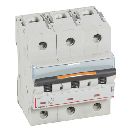 Автоматический выключатель Legrand DX³ 3P 25А (D) 25кА, 409835