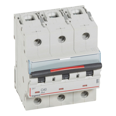 Автоматический выключатель Legrand DX³ 3P 40А (C) 36кА, 410025