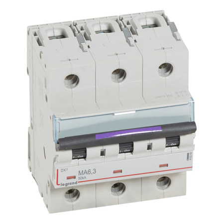 Автоматический выключатель Legrand DX³ 3P 6.3А (MA) 50кА, 410249