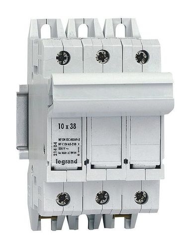 Выключатель-разъединитель SP 38 - 3П - 3 модуля - для промышленных предохранителей 10х38, 021404