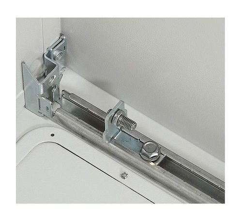 Комплект из 4 салазок для регулировки глубины монтажа оборудования - для щита Atlantic глубиной 300, 036744