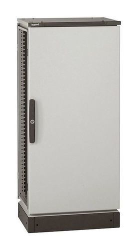 Комплект для цоколей - для шкафов Altis шириной 600 мм - высота 100 мм, 047656