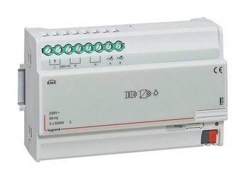 KNX. Светорегулятор универсальный 500ВА 2-канальный. DIN 8 модулей.